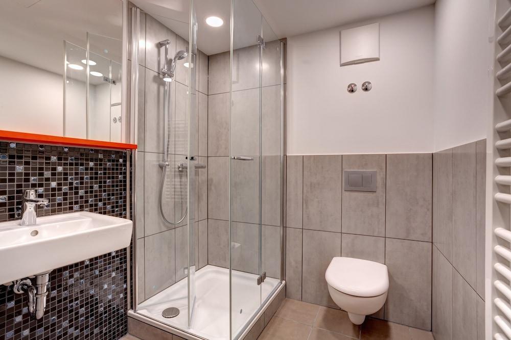 Meininger Olympiapark Hotel 3*